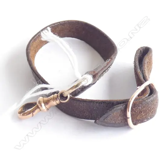 9CT GOLD AND LEATHER POCKET WATCH KEEPER