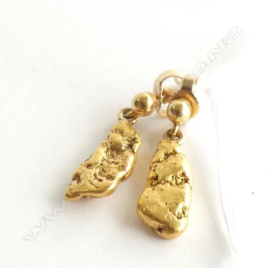 (19544) PR NZ NATURAL GOLD NUGGET EARRINGS