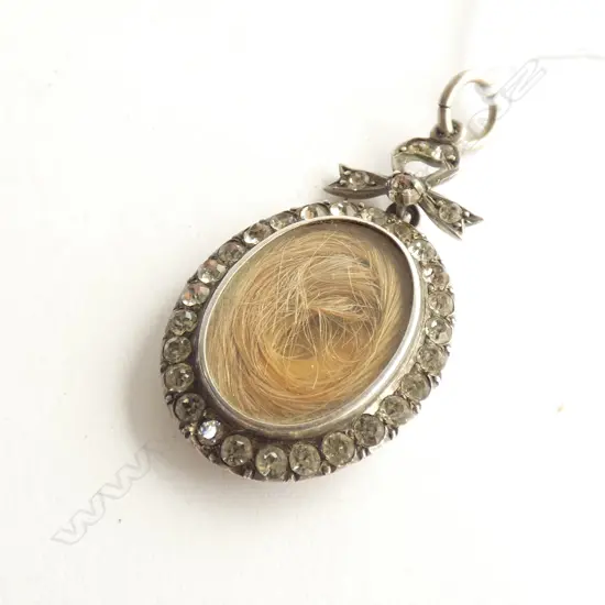 (19104) BIRMINGHAM 1903 SILVER LOCKET GEM SET. 