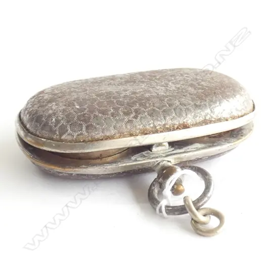 VINTAGE CHROMED CASED DOUBLE SOVEREIGN CASE 