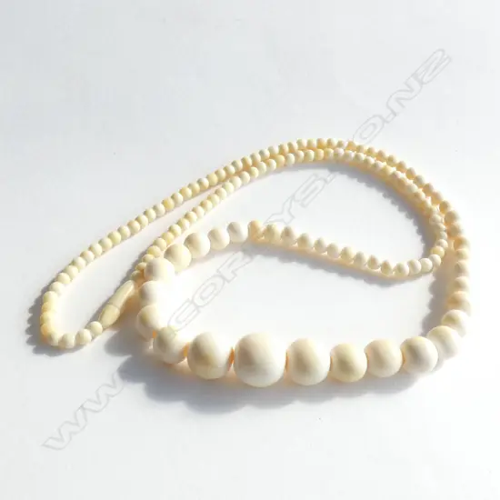 GRADUATING IVORY BEAD NECKLACE 