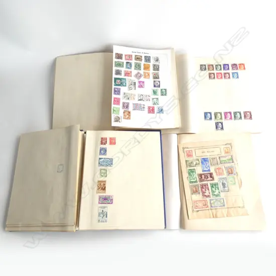 4 OLD STAMP ALBUMS - NZ & WORLD 