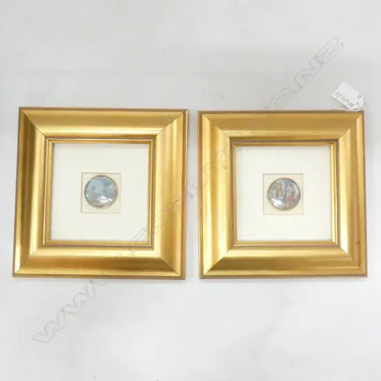 TWO PORCELAIN MINIATURES, IMAGE DIA. 40MM