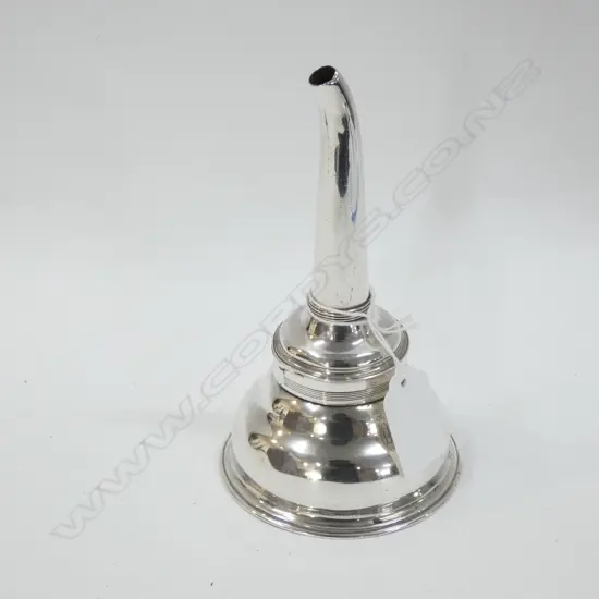 GEORGIAN STG SILVER WINE FUNNEL LONDON 1799 H.150mm