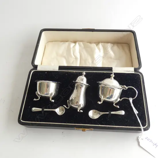 CASED STG SILVER CONDIMENT SET