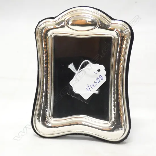 ST. SILVER PHOTO FRAME STAMPED 925. H.130mm