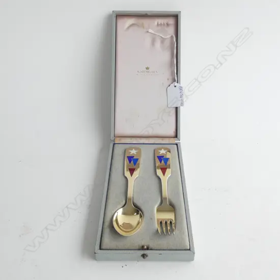 DANISH SILVER/GILT KNIFE AND FORK SET IN BOX - XMAS 1954  L. 160MM