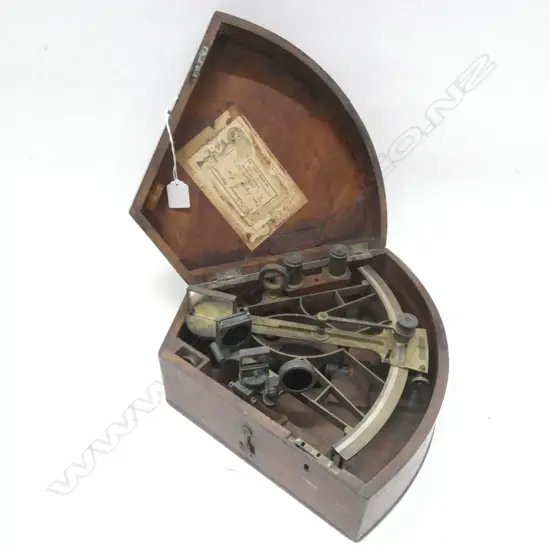 ANTIQUE SEXTANT IN ORIGINAL MAHOGANY - WITH LOCK & KEY DIA 320MM ...