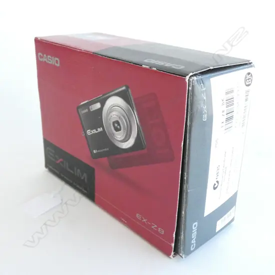 CASIO EX-Z8 CAMERA, CASED