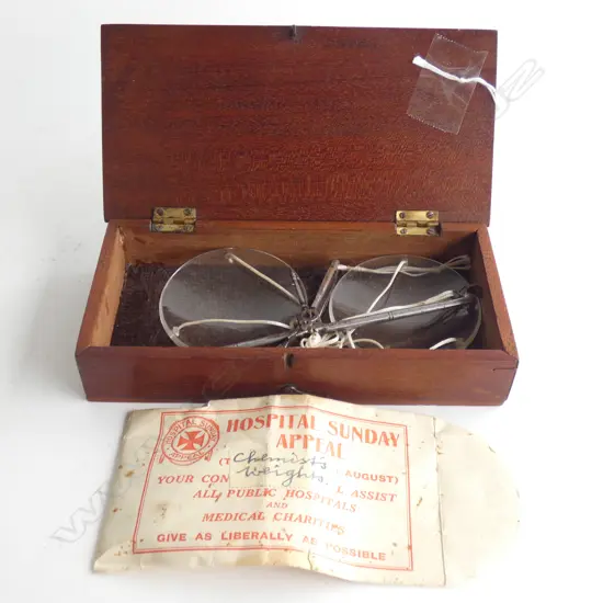 BOXED SET OF APOTHECARIES BEAM SCALES WITH GLASS PANS  AND SET OF BRASS WEIGHTS c.1910
