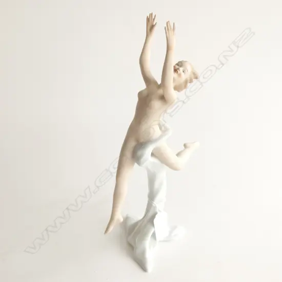 WALLENDORF NUDE FEMALE FIGURINE H.305mm...