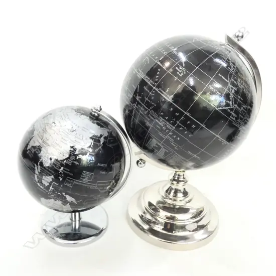 2 GLOBES H.270mm