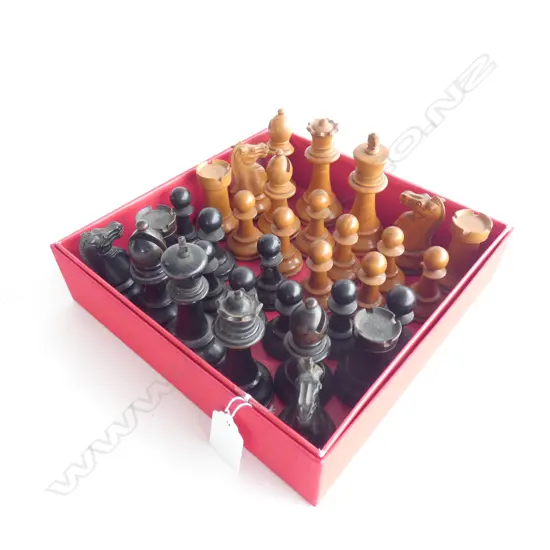 VINTAGE STANTON CARVED WOOD CHESS SET WITH PROVENANCE