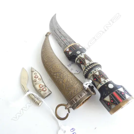 OLD BRASS BEADED / LEATHER & BONE GURKHA KUKRI & SCABBARD (L300MM) & SM TENDON KNIVE IN SHEATH