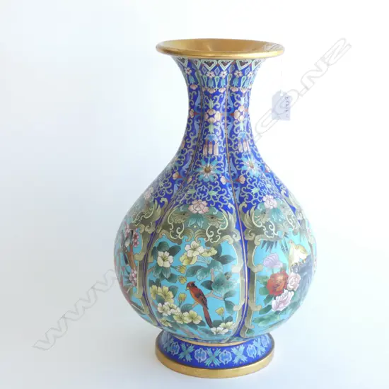IMPRESSIVE CHINESE CLOISONNE VASE H.390mm