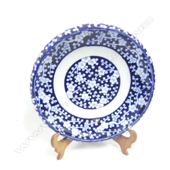 B/W ORIENTAL BOWL 335mm dia