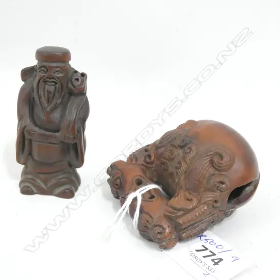 2 BOXWOOD NETSUKE; TEMPLE BELL & OLD MAN H.65mm