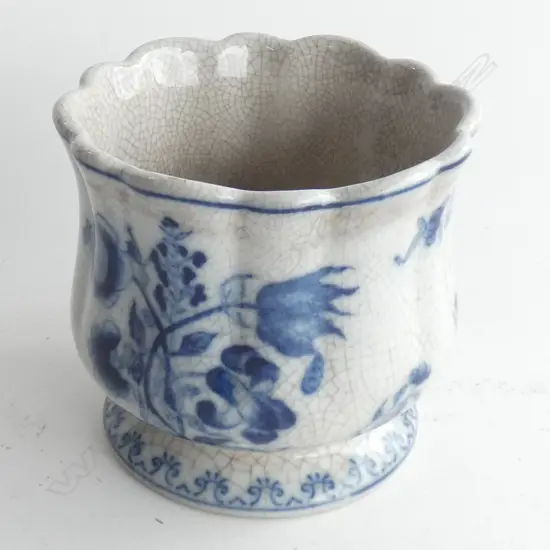 OLD CHINESE BLUE & WHITE CRACKLE GLAZE VASE - QIAN LONG MARK  -  H. 115MM
