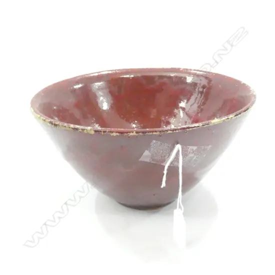 MING STYLE RED CHINESE BOWL 220mm dia
