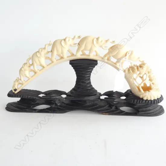 OLD MARINE IVORY CARVED ELEPHANT BRIDGE L.295mm...