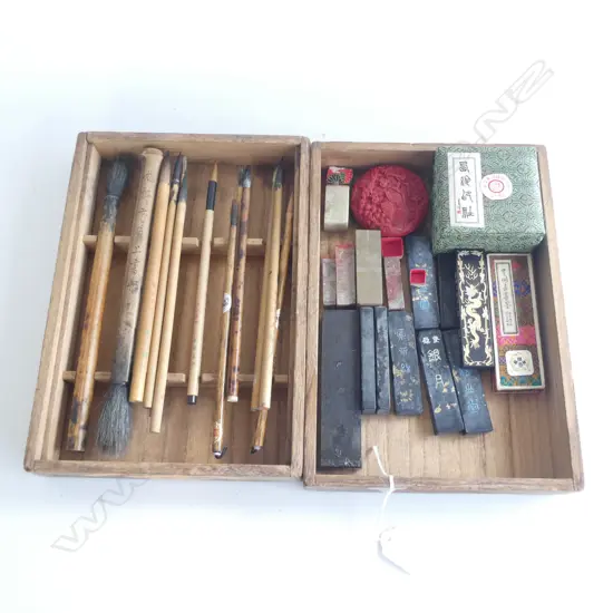 SELECTION OF CALLIGRAPHY UTENSILS IN 2 TRAYS...