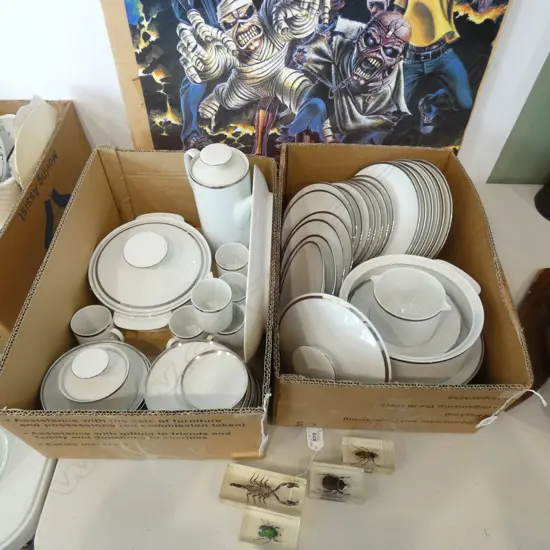 LARGE THOMAS GERMAN DINNER SERVICE 