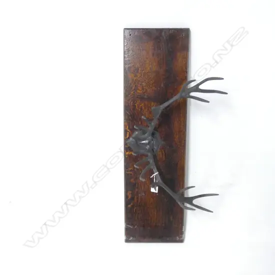 METAL ANTLER COAT HOOK 790x225mm