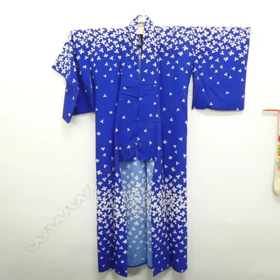 YUKATA (UNLINED) SILK KIMONO - ROYAL BLUE - WHITE FLOWERS PRINT