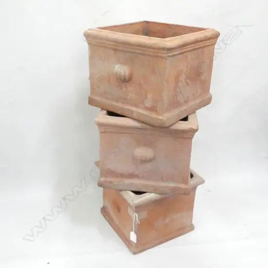 3 SQUARE TERRACOTTA ITALIAN STYLE PLANTERS H.220mm / 270mm sq