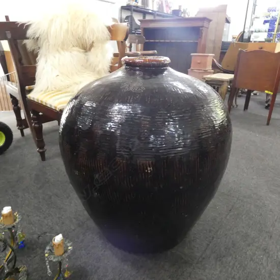 VERY LARGE ORIENTAL BLACK GLAZED FLOOR VASE H.700mm