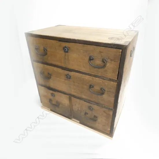 SMALL JAPANESE CHEST - 7 DRAWER - 590 X 340 X 680MM