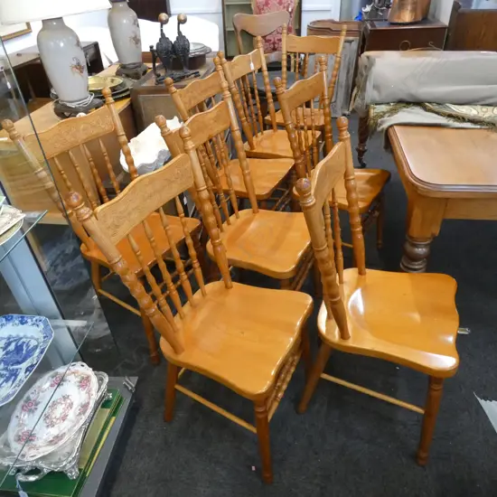 EIGHT CANADIAN SPINDLE BACK DINING CHAIRS