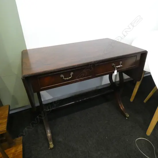 REGENCY STYLE OCCASIONAL TABLE...REPAIRED LEG