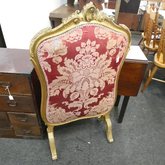 RED UPHOLSTERED GILT SCREEN H.1070mm