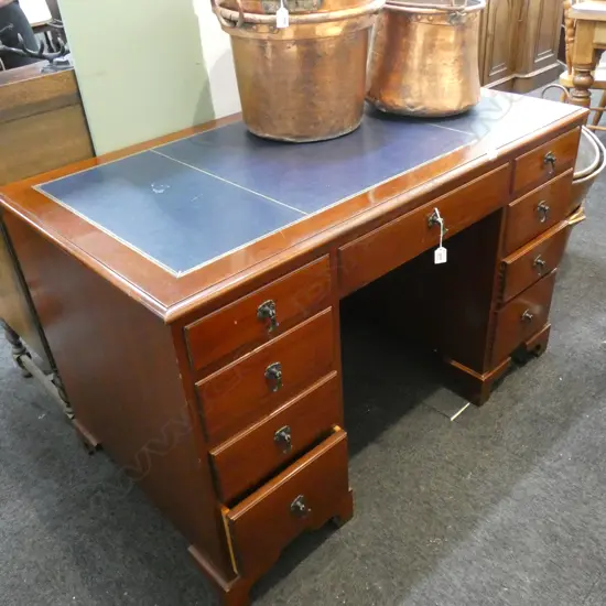 MAHOGANY TWIN PEDESTAL DESK L 1230 MM