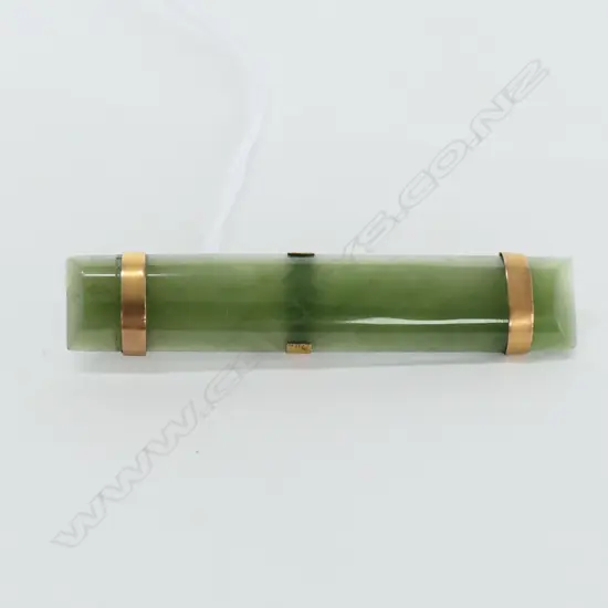 GOLD & POUNAMU BAR BROOCH