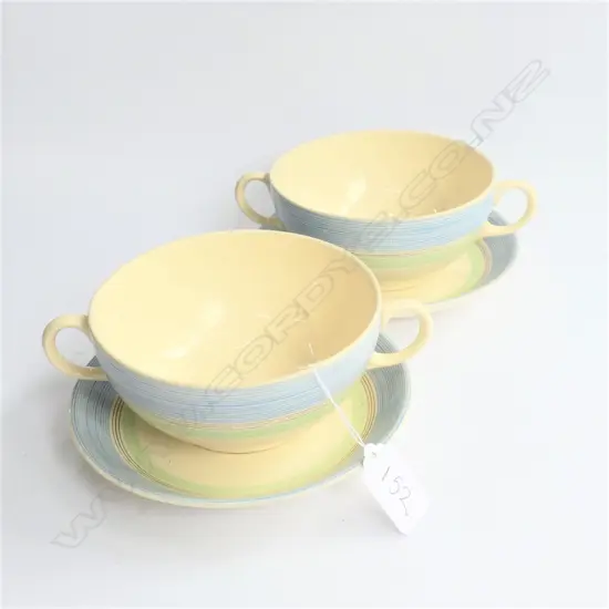 PR EARLY CROWN LYNN COUPES & SAUCERS