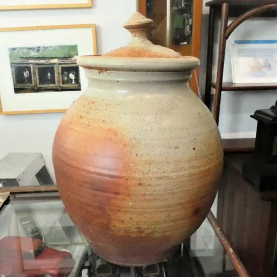 LGE NZ STUDIO POTTERY LIDDED POT H 430 MM