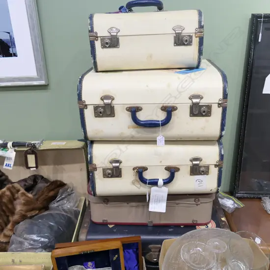 5 VINTAGE SUITCASES; 3 A SET