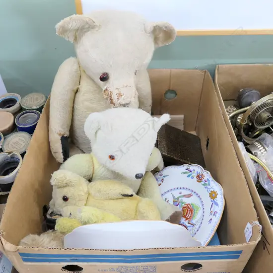 BOX LOT TEDDIES, CULTURED PEARLS, COFFEE SPOONS, 2 MASONS IRONSTONE PLATES