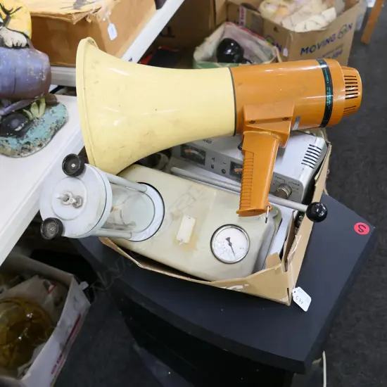 BOX LOT TUTIMA QUARTZTIMER H601, WATCH PRESSURE MACHINE, LOUD SPEAKER