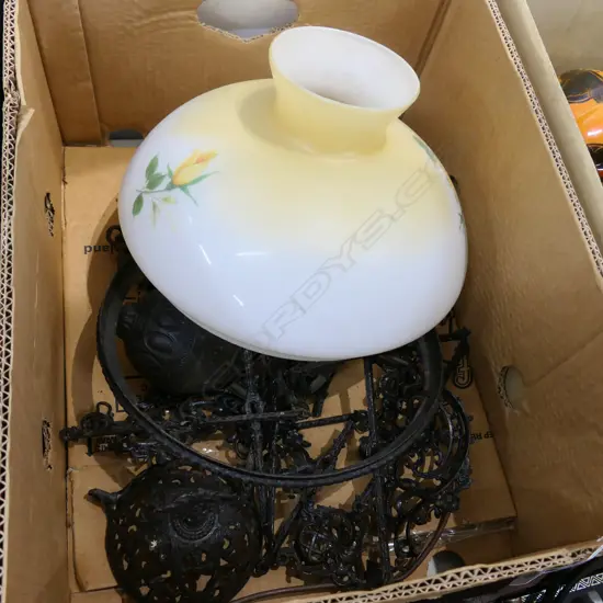 MILLER STYLE LIGHT FITTING+ SHADE