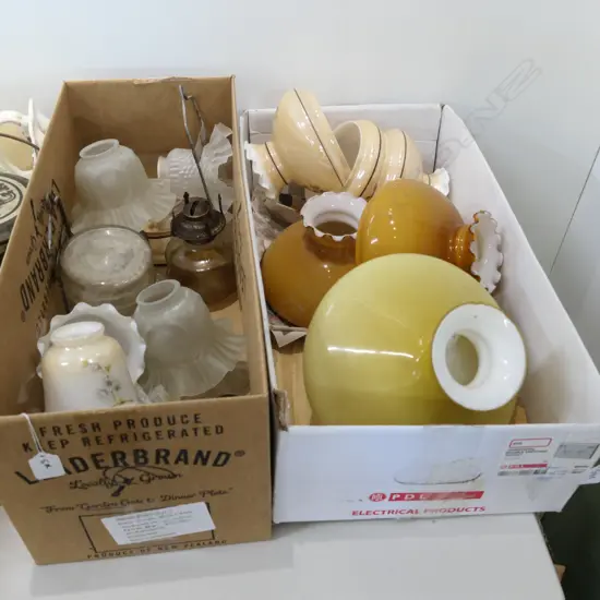 2 BOXES OF ASST GLASS SHADES /KERO/+FITTINGS
