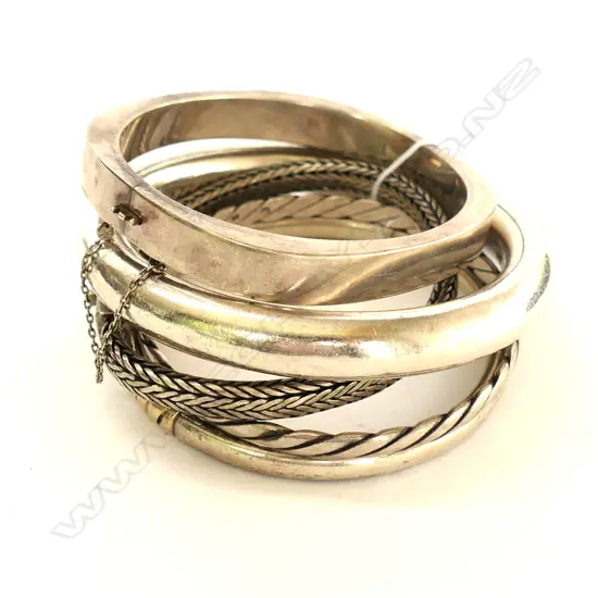 FIVE SILVER BANGLES 83gm
