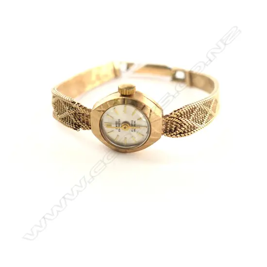 9CT GOLD WRISTWATCH 15.65gm INCLUDING MOVEMENT