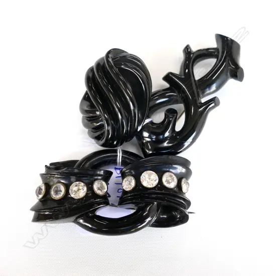 3 STYLISED DECO COSTUME BROOCHES AF ONE POSSIBLY JET