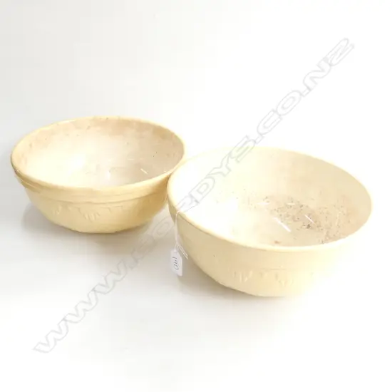 TWO EARLY TEMUKA MIXING BOWLS, 280MM DIAMETER, CRAZED 
