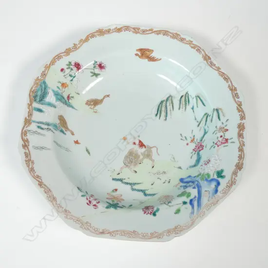 CHINESE FAMILLE ROSE BOWL 225MM DIA