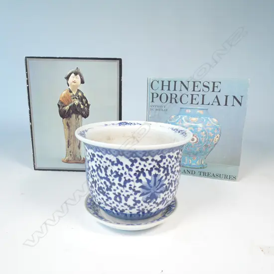 CHINESE PLANTER POT AND TWO BOOKS ON ORIENTAL CERAMICS