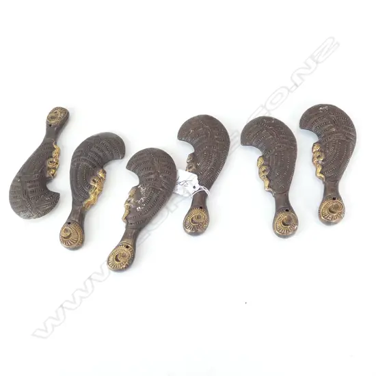 6 SMALL BRONZE TAIAHAS, L. 135MM